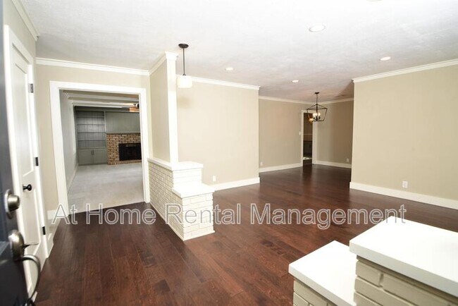 Photo - 3720 E 59th St