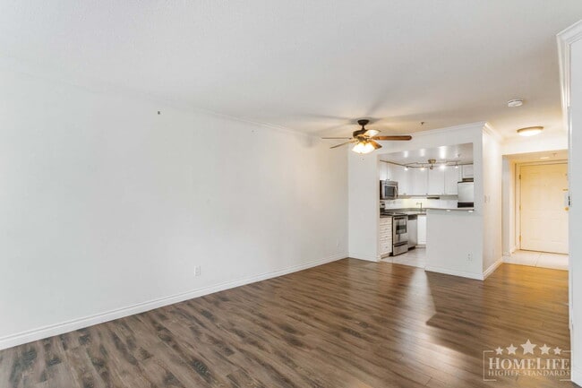 Parkside Living in Central Port Coquitlam – Spacious 1-Bedroom Condo with Covered Balcony - Vacan...