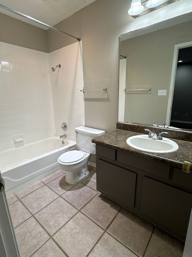 Photo - Welcome Home to Fairway at Fianna Hills – Fort Smith Living with a Scenic View