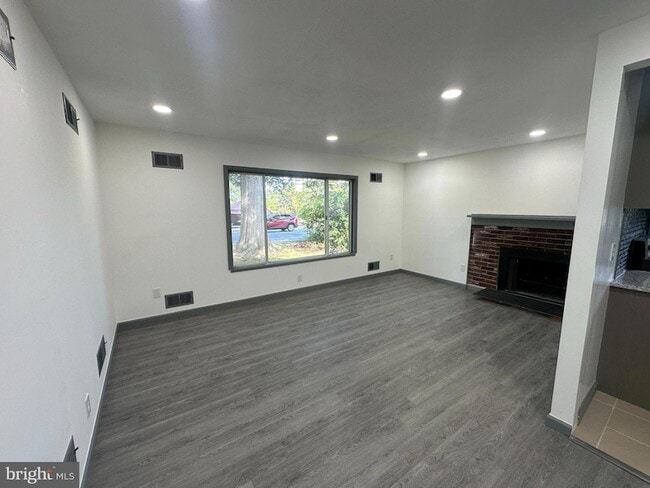 Photo - 10704 Montgomery Rd