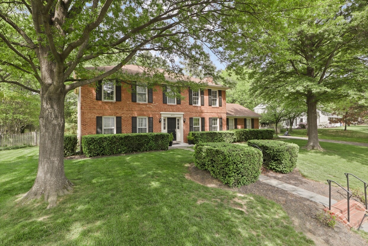 Photo - 4203 Maple Tree Ct (Alexandria, VA)