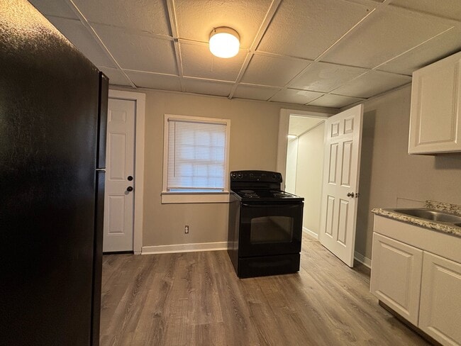 Photo - 3516 Bullard St