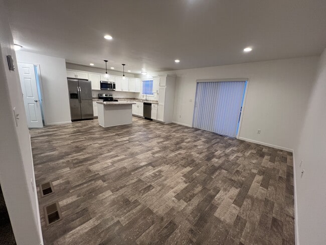 Photo - 5878 36th St S