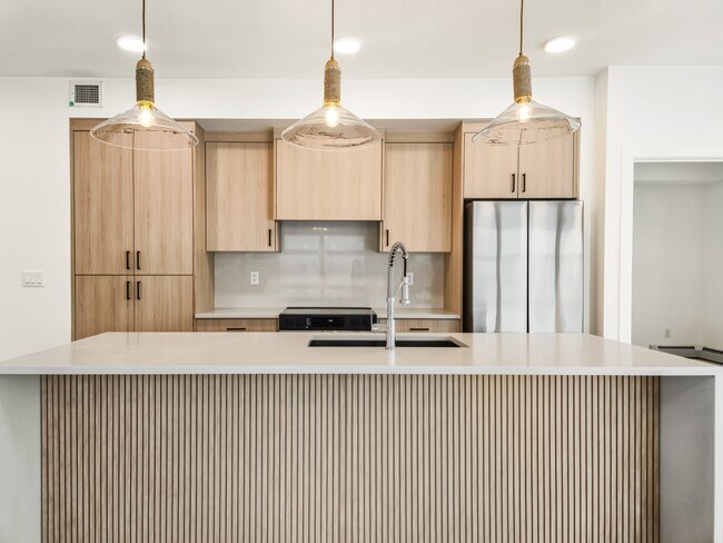 Photo - 330 Dieppe Drive SW Unit 517