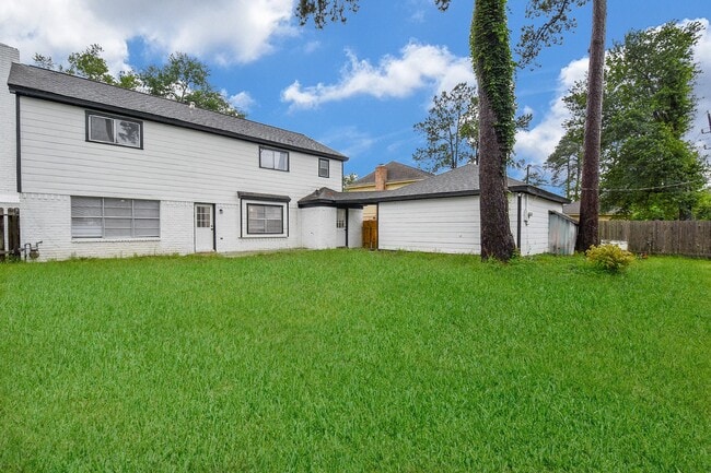 Photo - 15814 Winding Moss Dr
