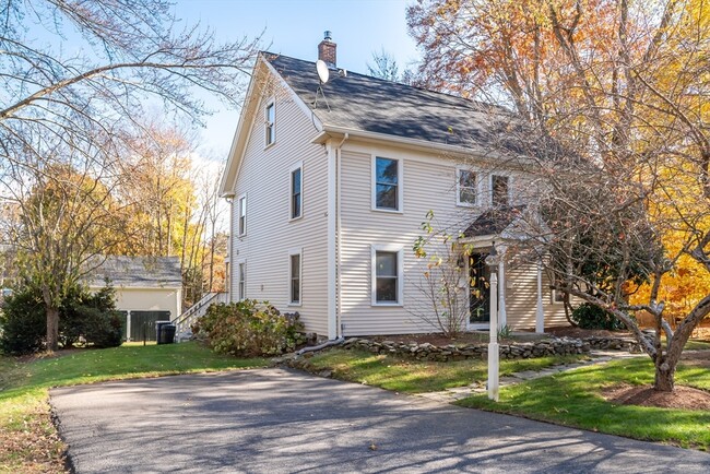 Photo - 18 Norfolk Ave Townhome