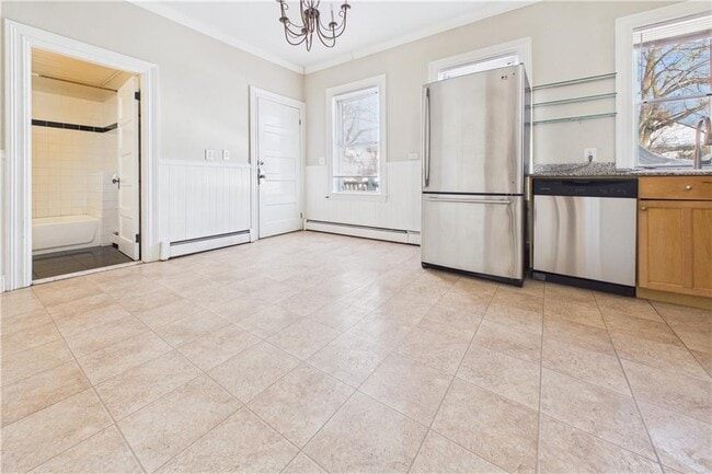 Photo - 1303 Smith St