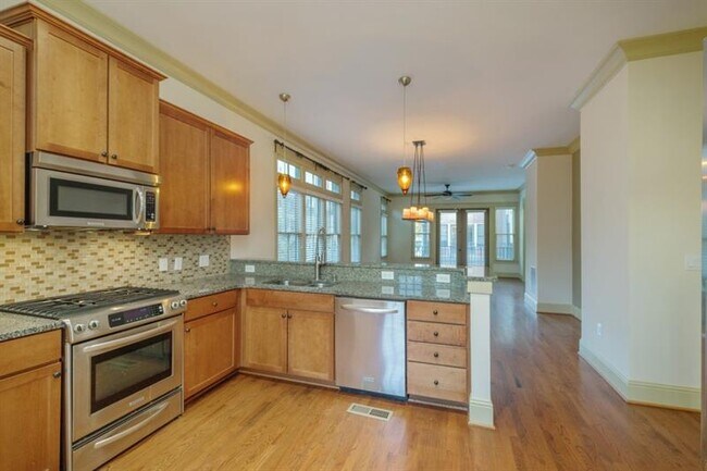 4685 Dogwood Aly