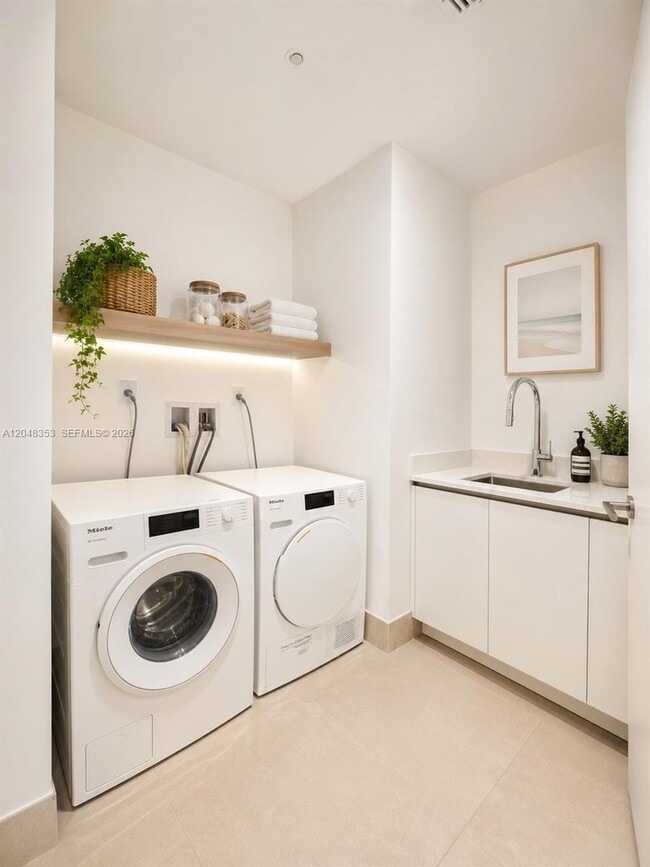 9201 E Bay Harbor Dr Unit 401