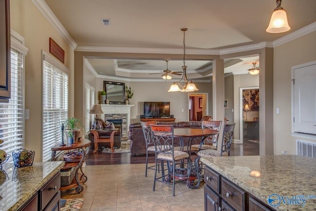 Photo - 200 Brighton Park Way