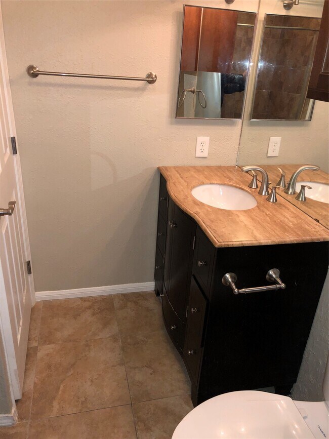 Photo - 2507 Montrose Blvd Unit 5