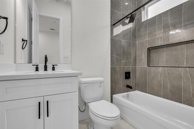 Photo - 3829 Goodhope St Unit A