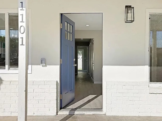 Building Photo - 1101 Del Verde Ave Rental