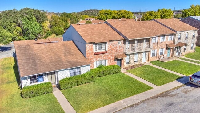 Photo - 1908 Leslie Dr