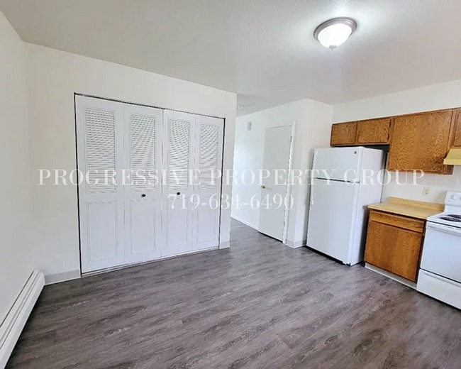 Photo - 49 Chestnut Dr Unit B