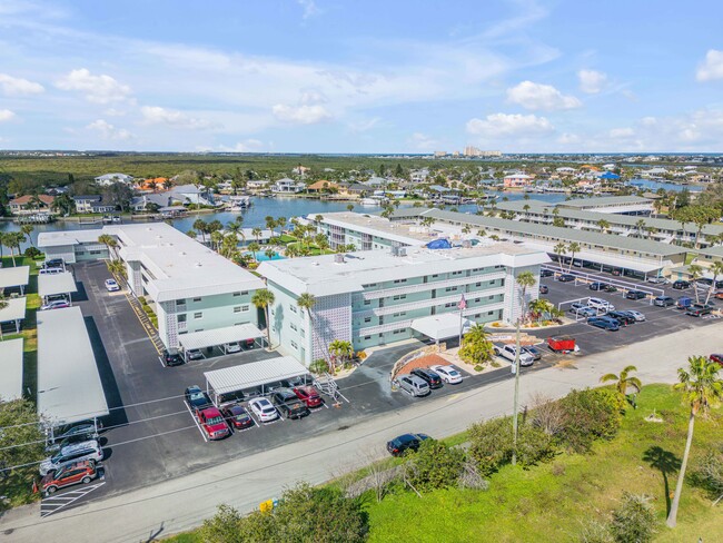 Photo - 325 N Causeway Unit Waterway East D304