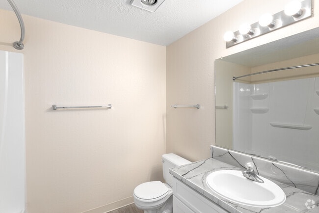1BR, 1BA - 719SF