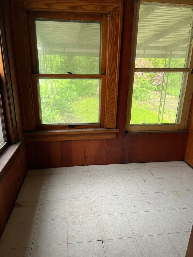 Photo - 10614 Avon Ave