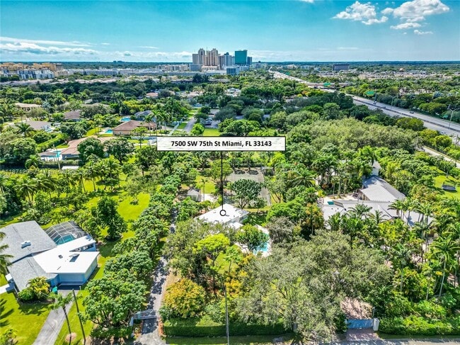 Building Photo - 7500 SW 75th St Rental