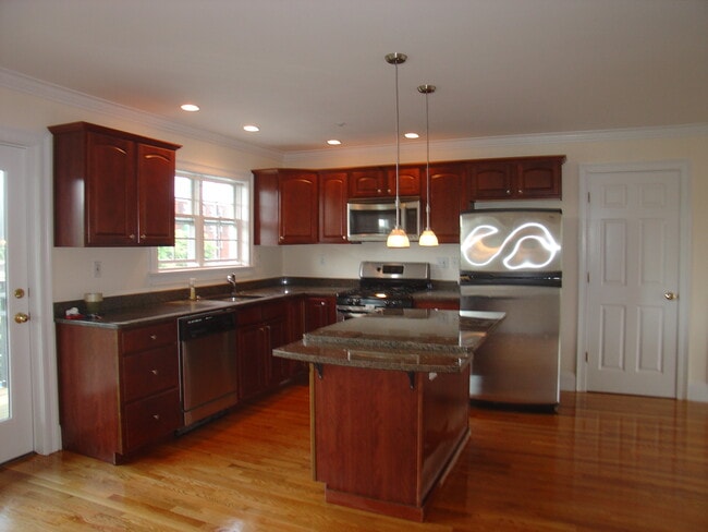 Photo - 50 B St Unit #6