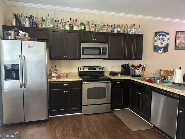 Photo - 194 Strickland Ave