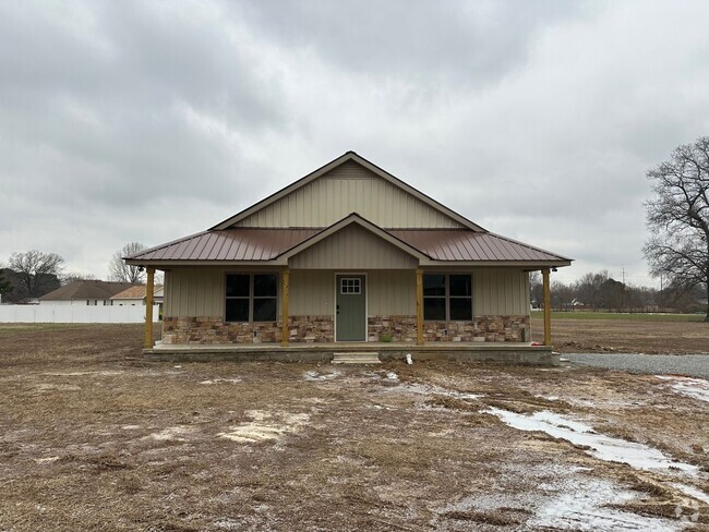 Building Photo - *New Construction* 4 Bd 2 Bth Home!