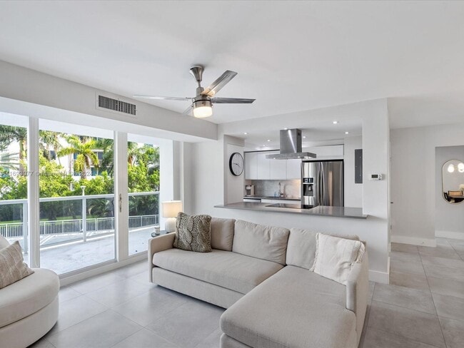 Photo - 2715 N Ocean Blvd Unit #2B