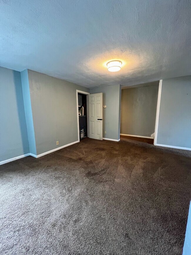 Photo - 2332 Arlington Ave Unidad 2nd Floor