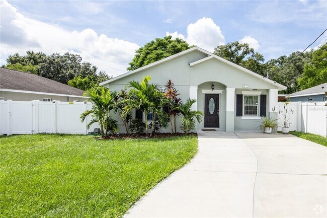 Building Photo - 811 Hoffman Blvd Rental