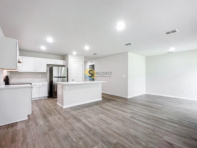 Photo - 7 Plateau Pl Unidad A