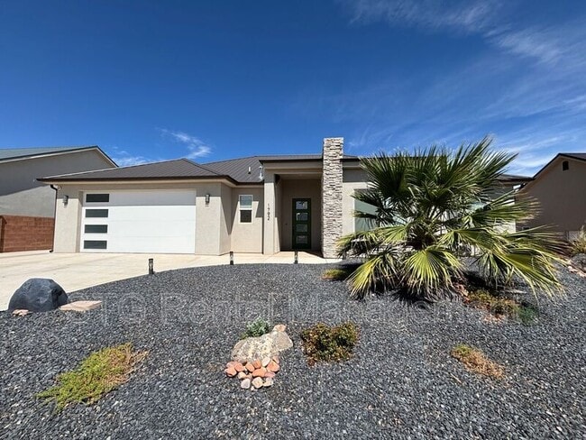 Building Photo - 1792 W 150 S Rental