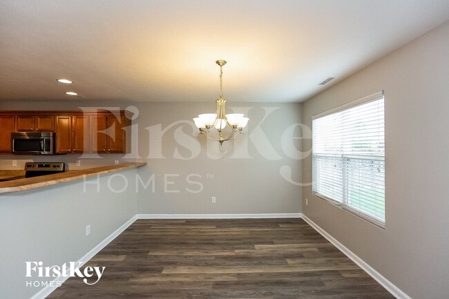 Photo - 15490 Farmland Ct