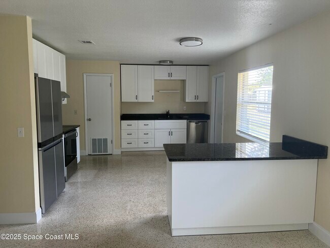 Photo - 2906 Rollins St