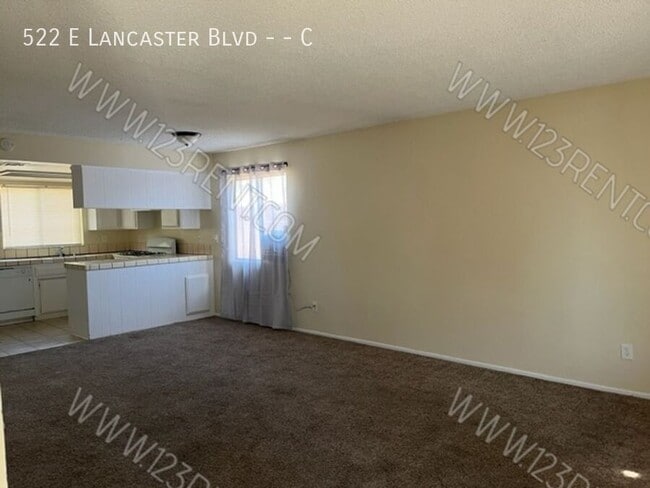 Photo - 522 E Lancaster Blvd Unit C