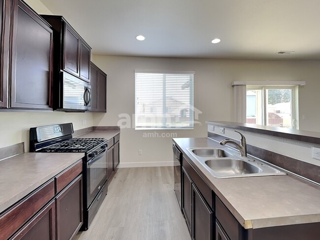 Photo - 348 Lolo Trail Ave