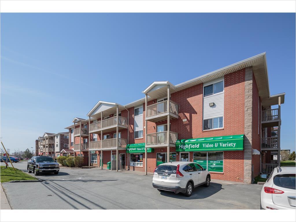 Photo - 94 Highfield Park Dr