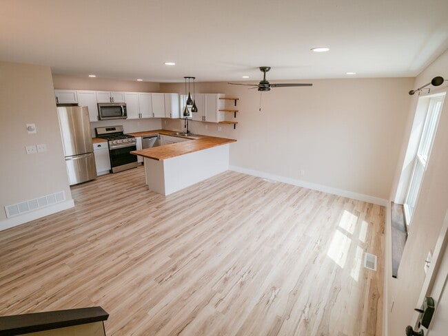 Photo - Yin/Yang Unit B