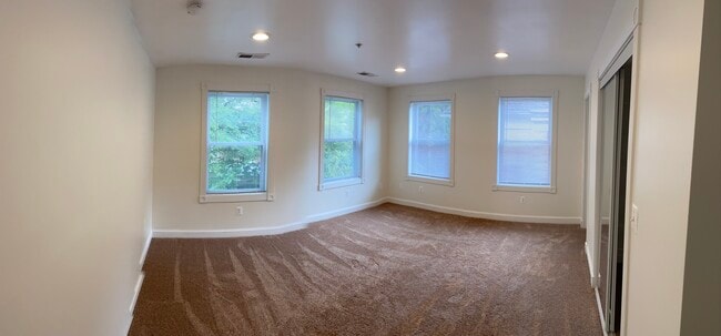 Building Photo - 5006 Cherokee St
