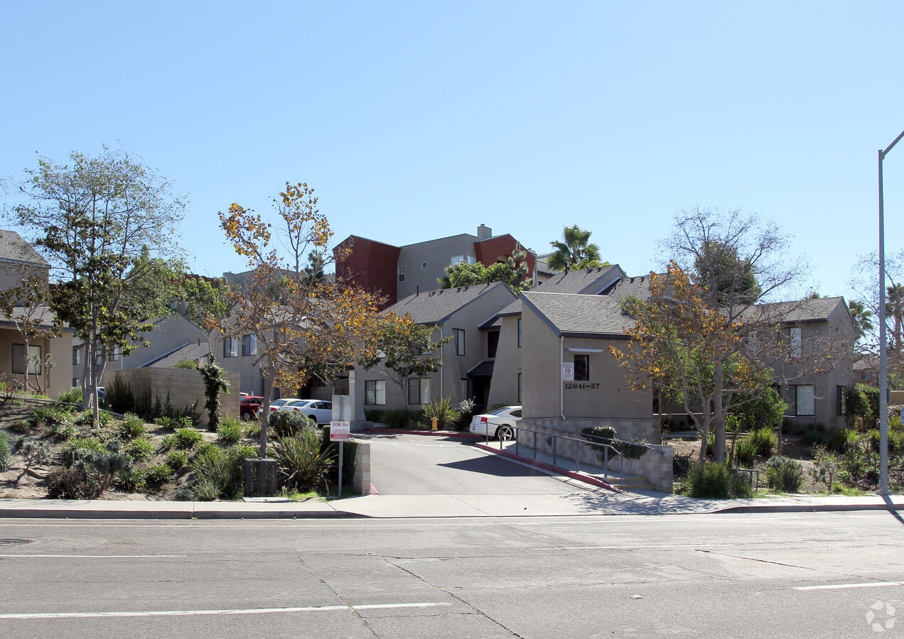 Photo - 12643-12687 El Camino Real Apartments