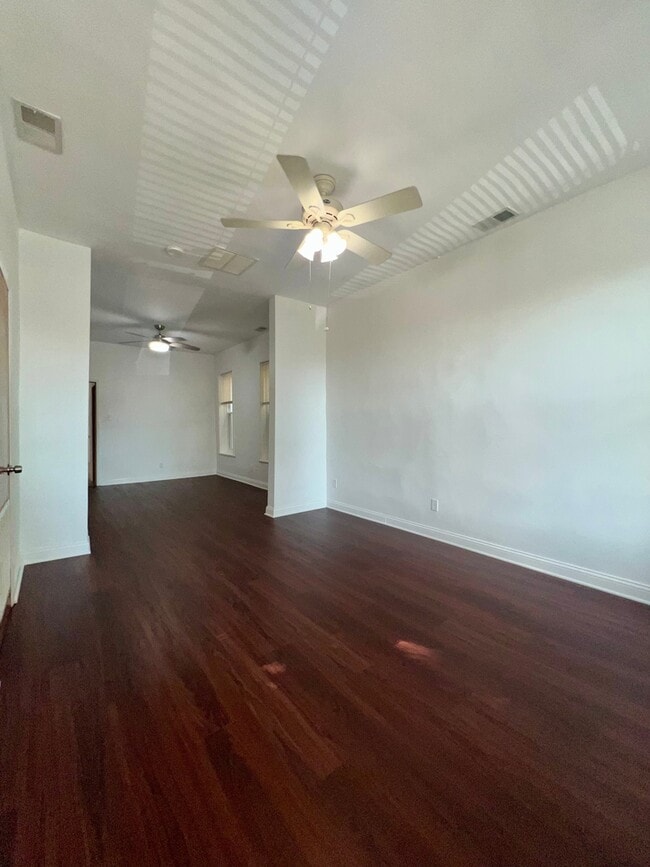 Photo - 2851 S Emerald Ave