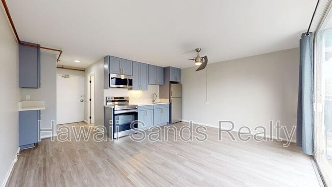 Photo - 1650 Kanunu St