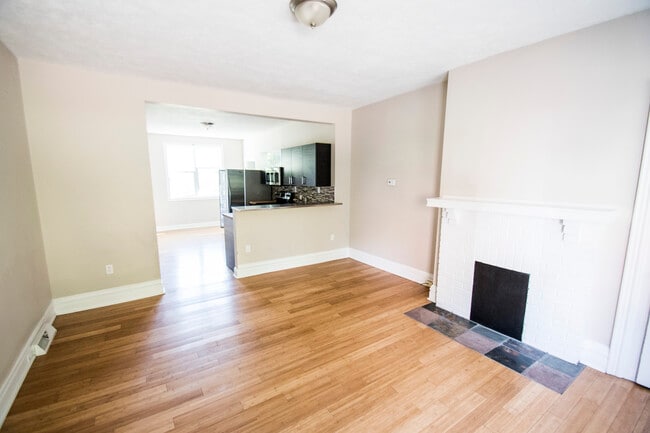 Photo - 2619 Josephine St