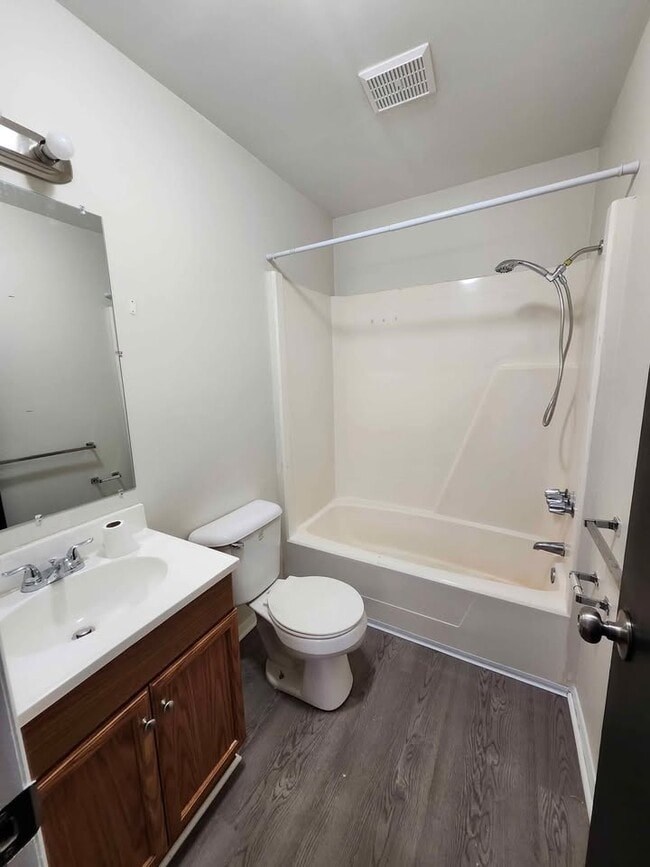 Photo - Deerlick Apartments