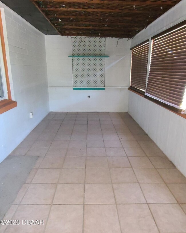 Photo - 315 Golf Blvd