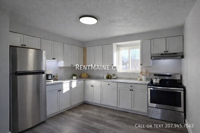 Building Photo - 8 Hillside Ln Unit 5