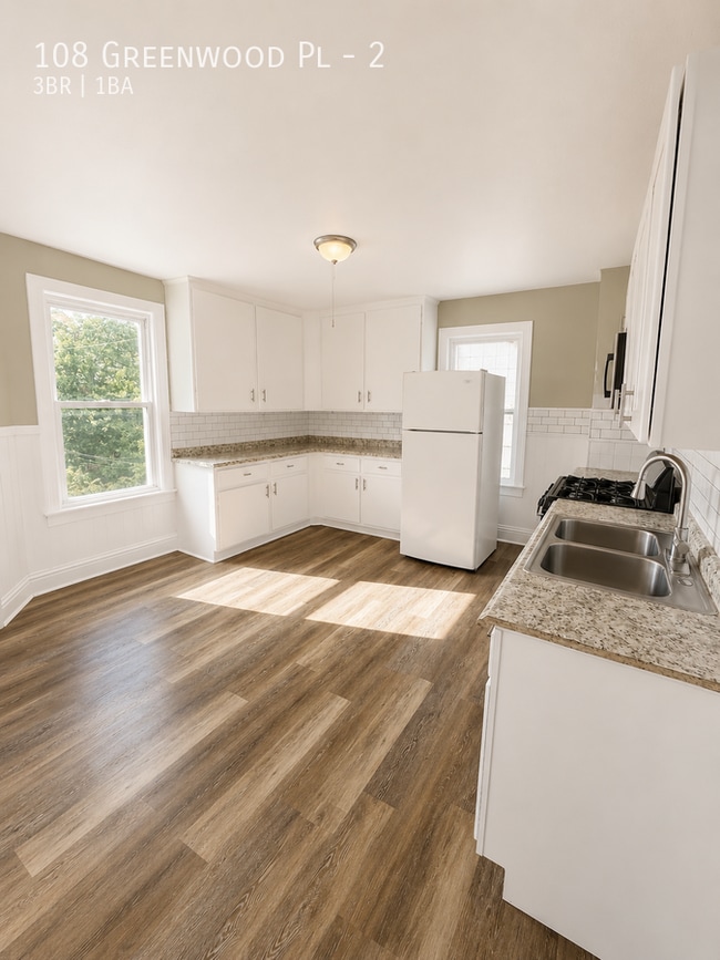 Photo - 108 Greenwood Pl Unit 2