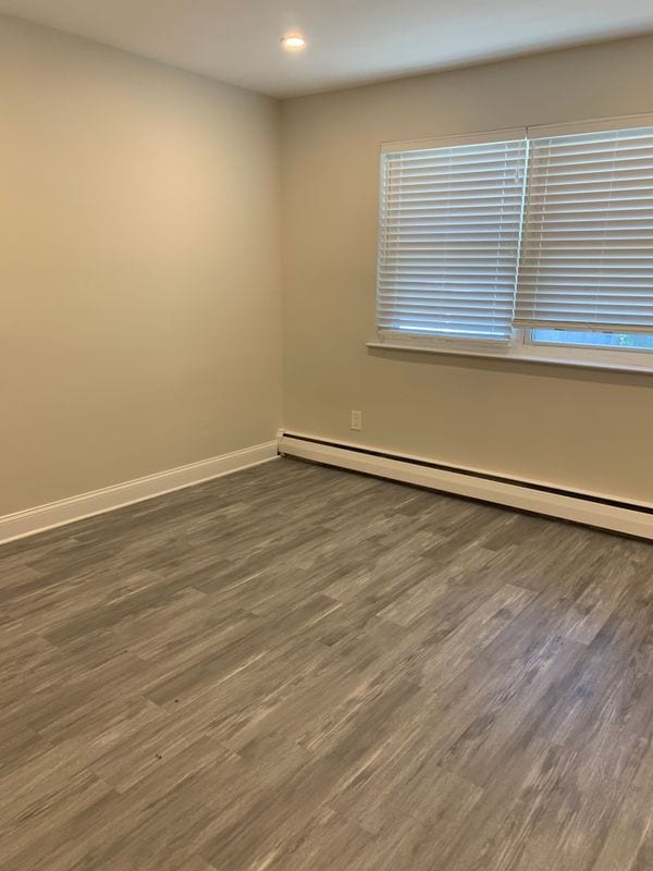 5 Charles St Unit 4c