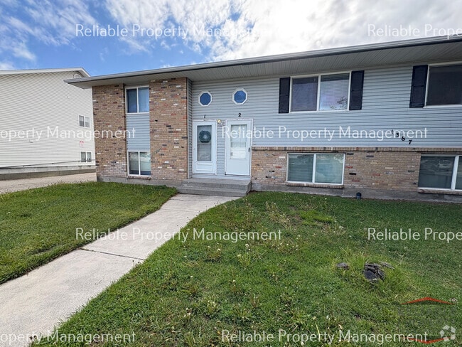 Building Photo - 1387 Elizabeth Cir Unit 2 Rental