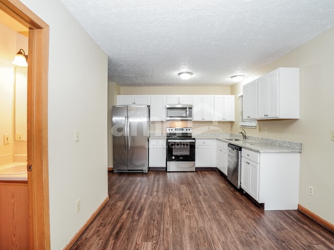 Photo - 5433 Longworth Dr