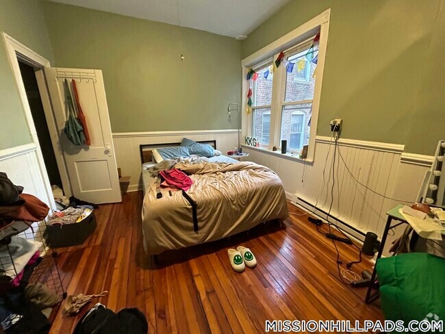 Building Photo - 883 Huntington Ave Rental